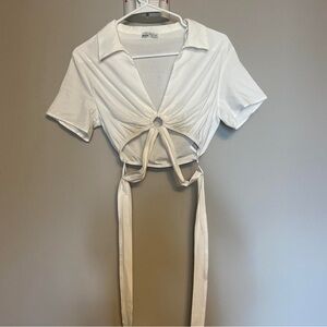 White cropped v-neck tie around the waist top